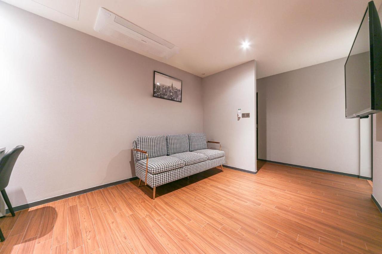 Pohang Brown Dot Hotel Eksteriør bilde